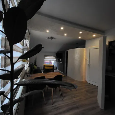 Dolly Apartman